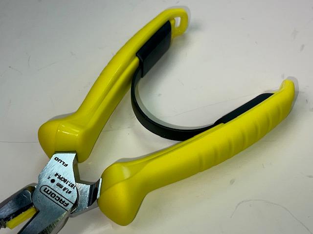 New FACOM combination Pliers c/w Return Spring 187.18CPEF-R with Offcut Retainer - Cardon Tools