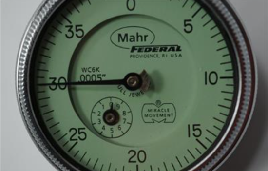 Mahr Federal USA made WATERPROOF 0.100" Range  Dial Indicator. 0.0005" GRAD