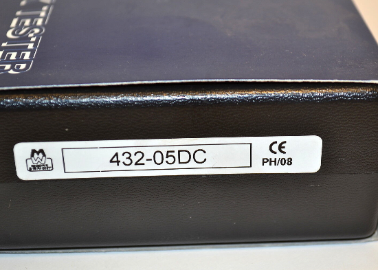 MOORE & WRIGHT 40-50mm .005mm 1.6-2.0" .0005" Internal Digital Caliper