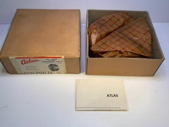 New Old Stock Atlas UK Made 6" 4 Jaw Chuck 1-1/2" x 8 Threaded  Back